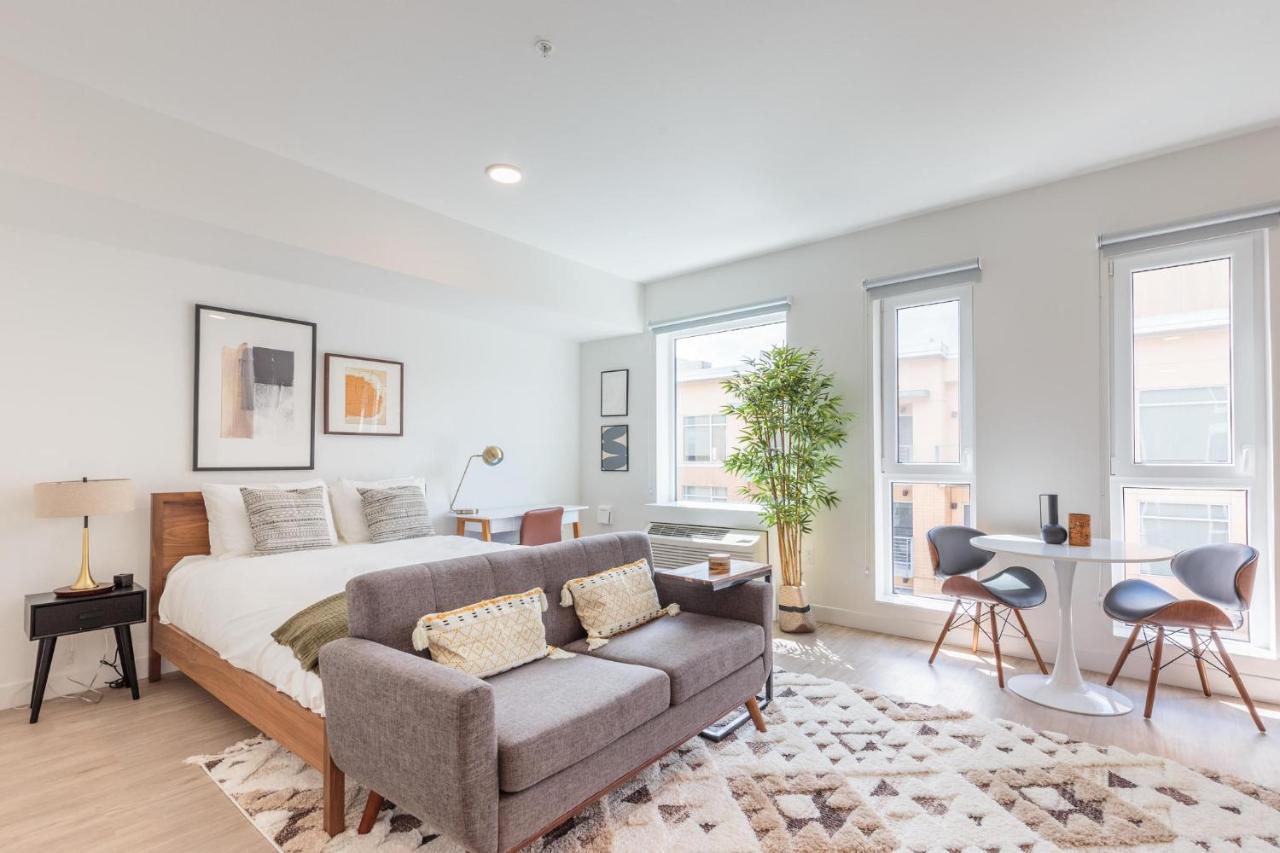 Studio Apartment In バンクーバー エクステリア 写真