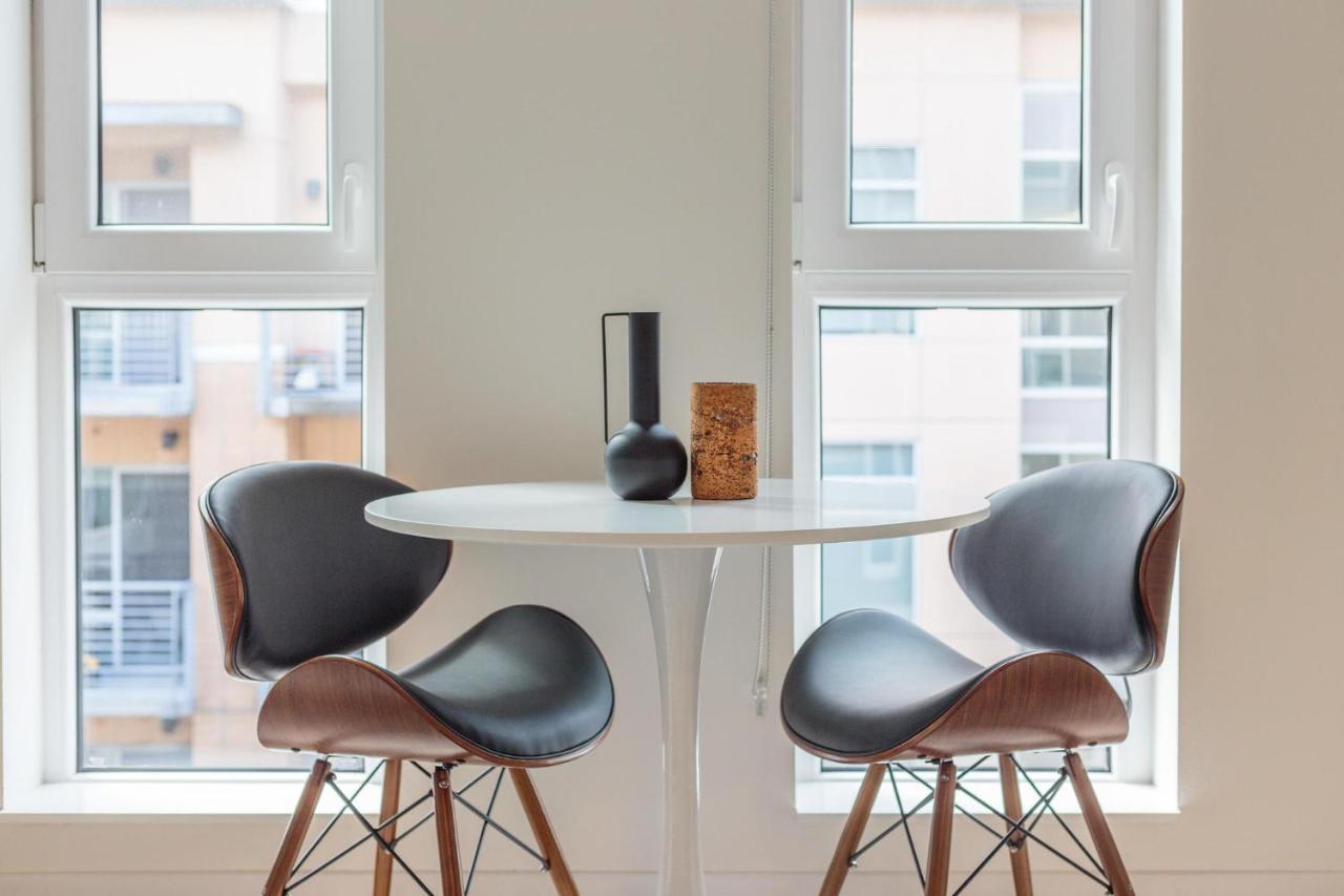 Studio Apartment In バンクーバー エクステリア 写真
